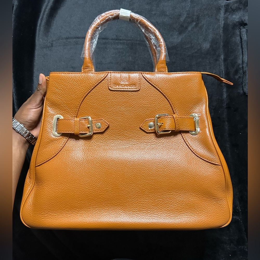 Elegant Tan Leather Zardangs Handbag